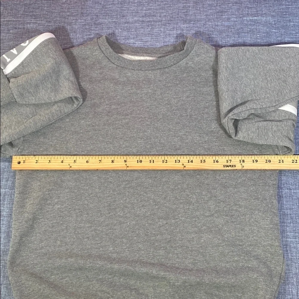 Reflex California Sweatshirt M Gray Crewneck Graphic Pullover Life Is Out There